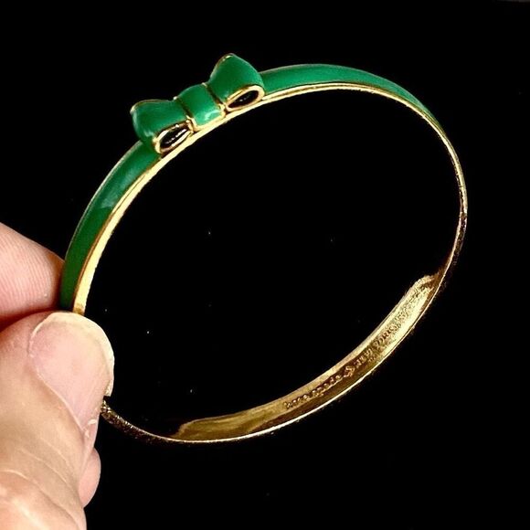 APU “Kate Spade” Green Enamel 2 3/4” Bangle Bracelet - Picture 1 of 8